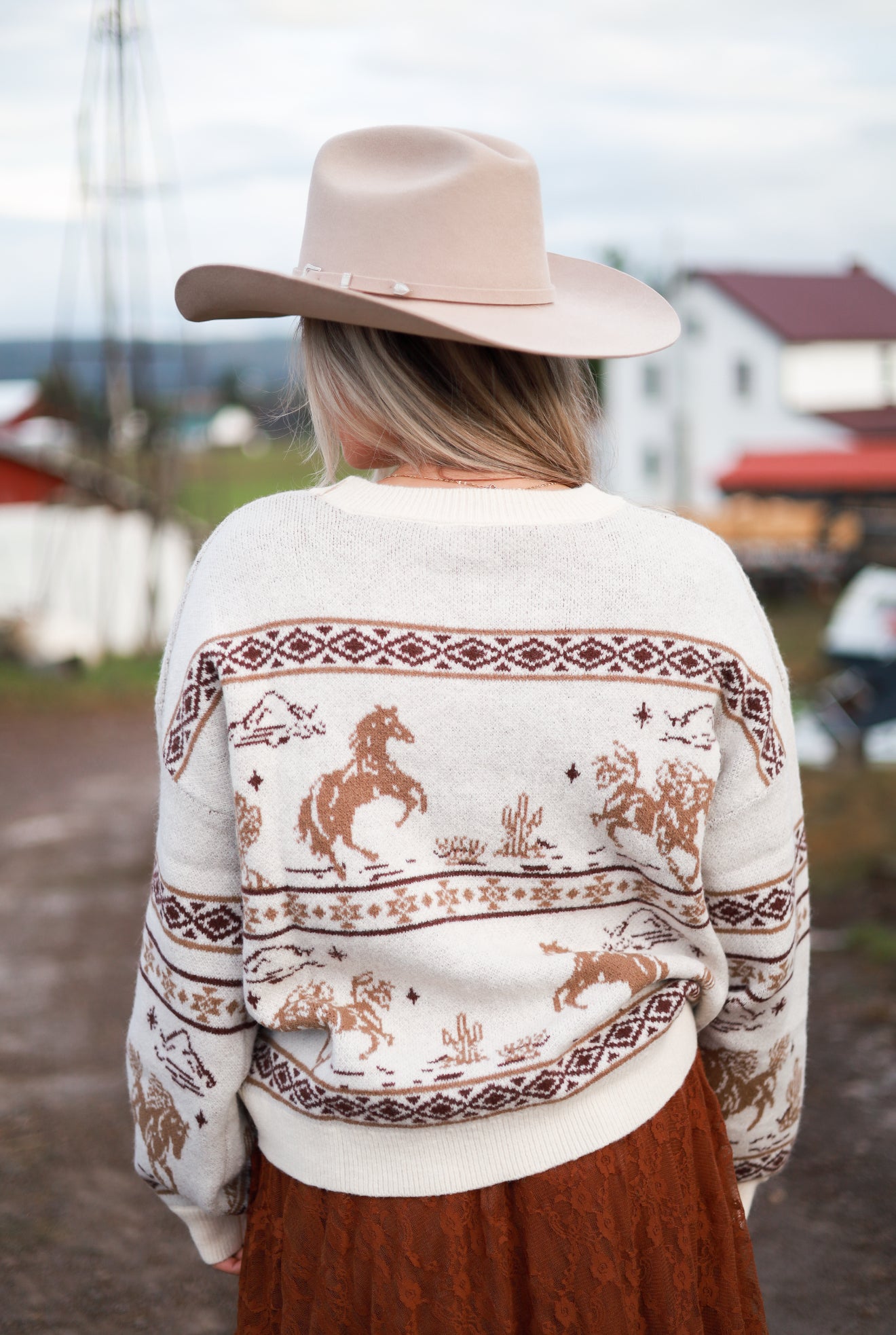 Western Scene Sweater - Cream