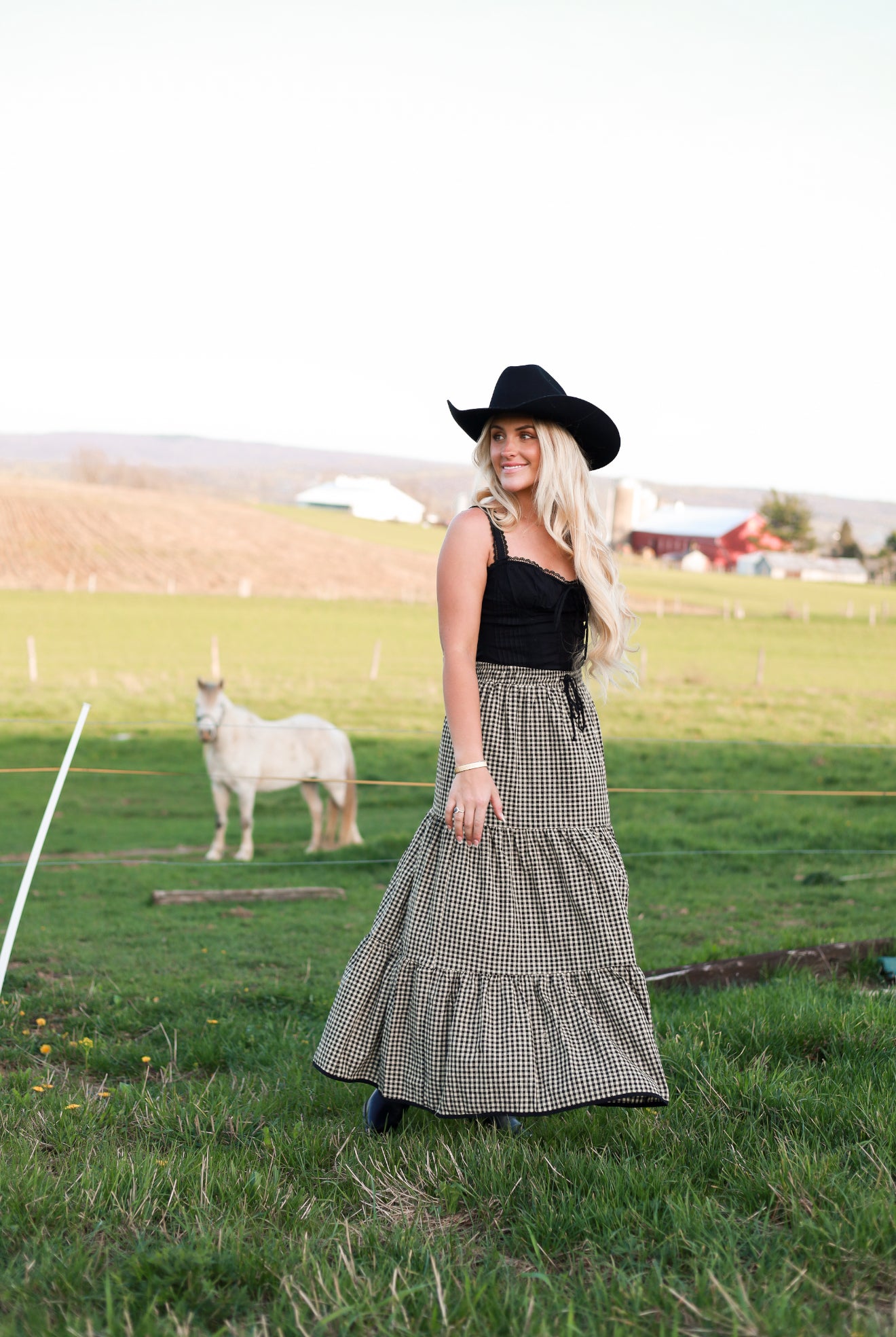 Cottage Hearth Skirt - Gingham
