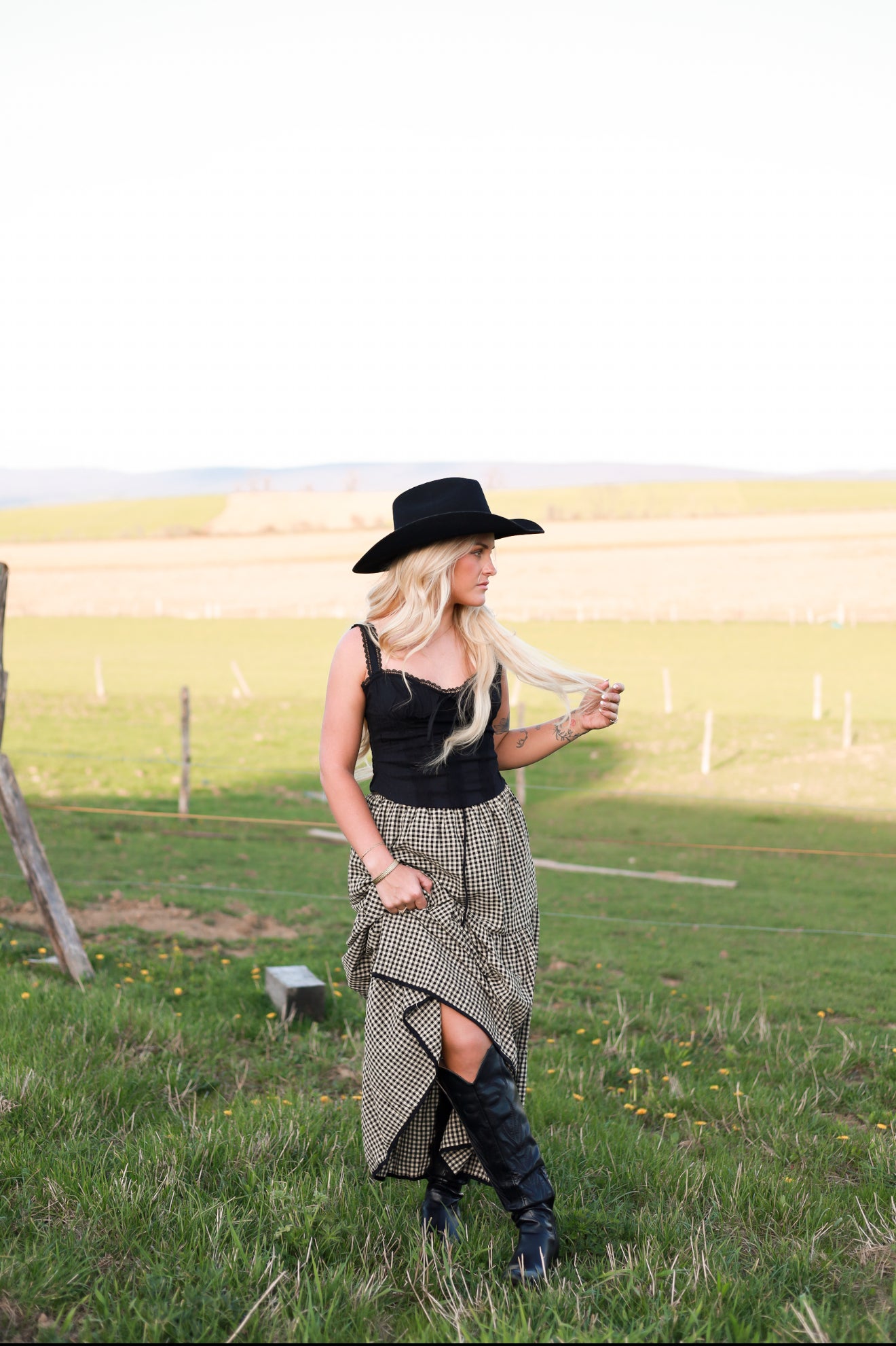 Cottage Hearth Skirt - Gingham