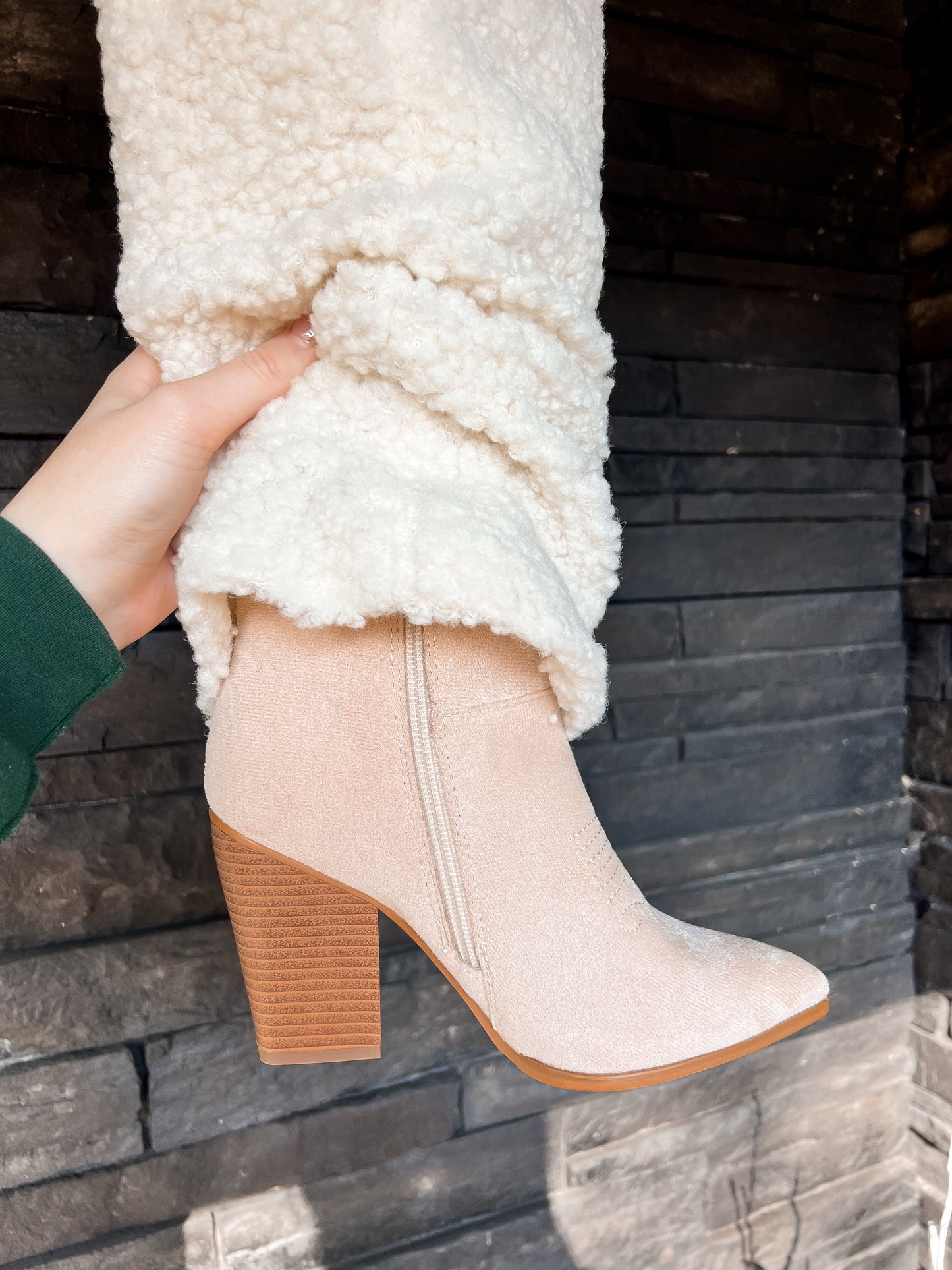 Sherpa Lapel High Knee Boots