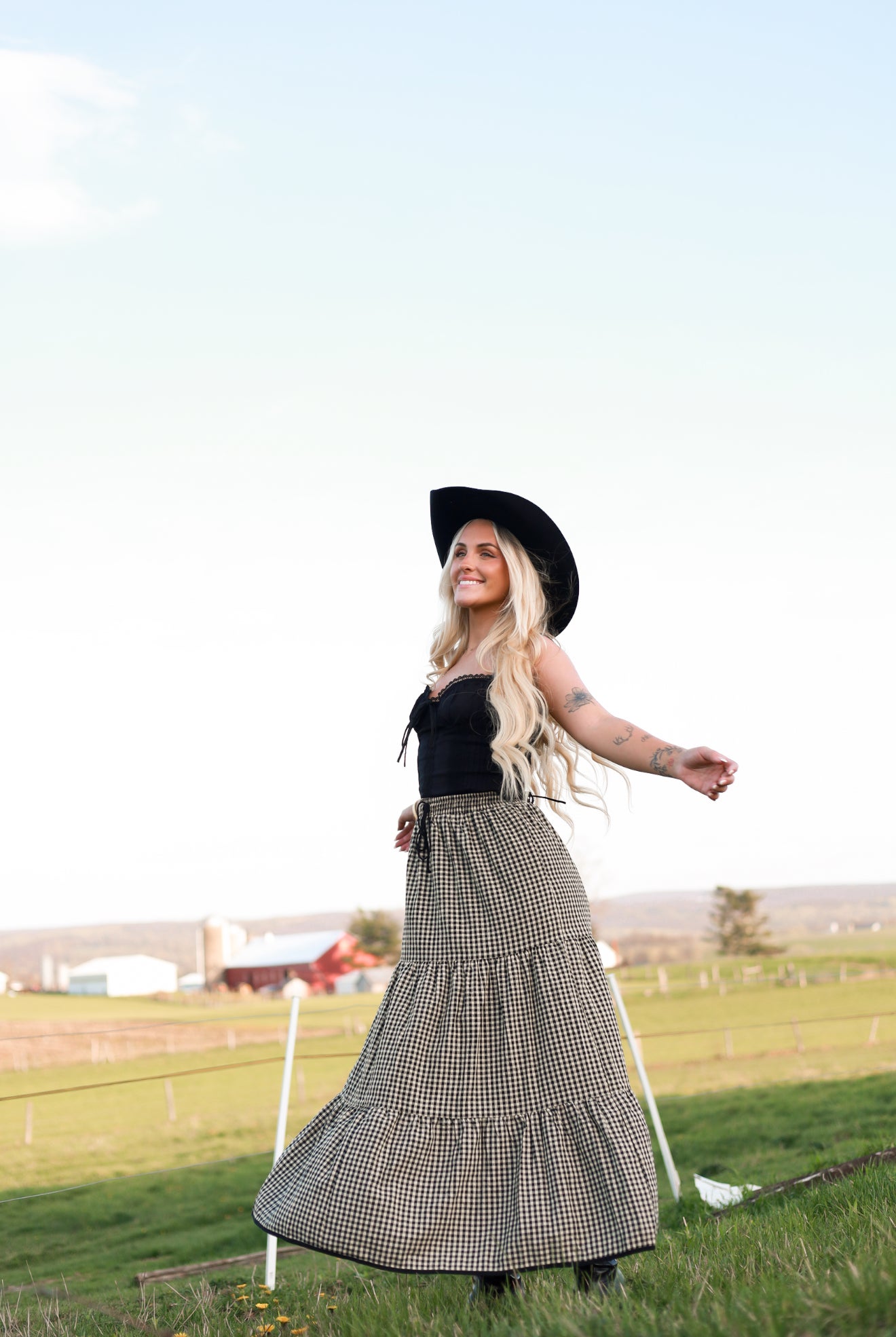 Cottage Hearth Skirt - Gingham
