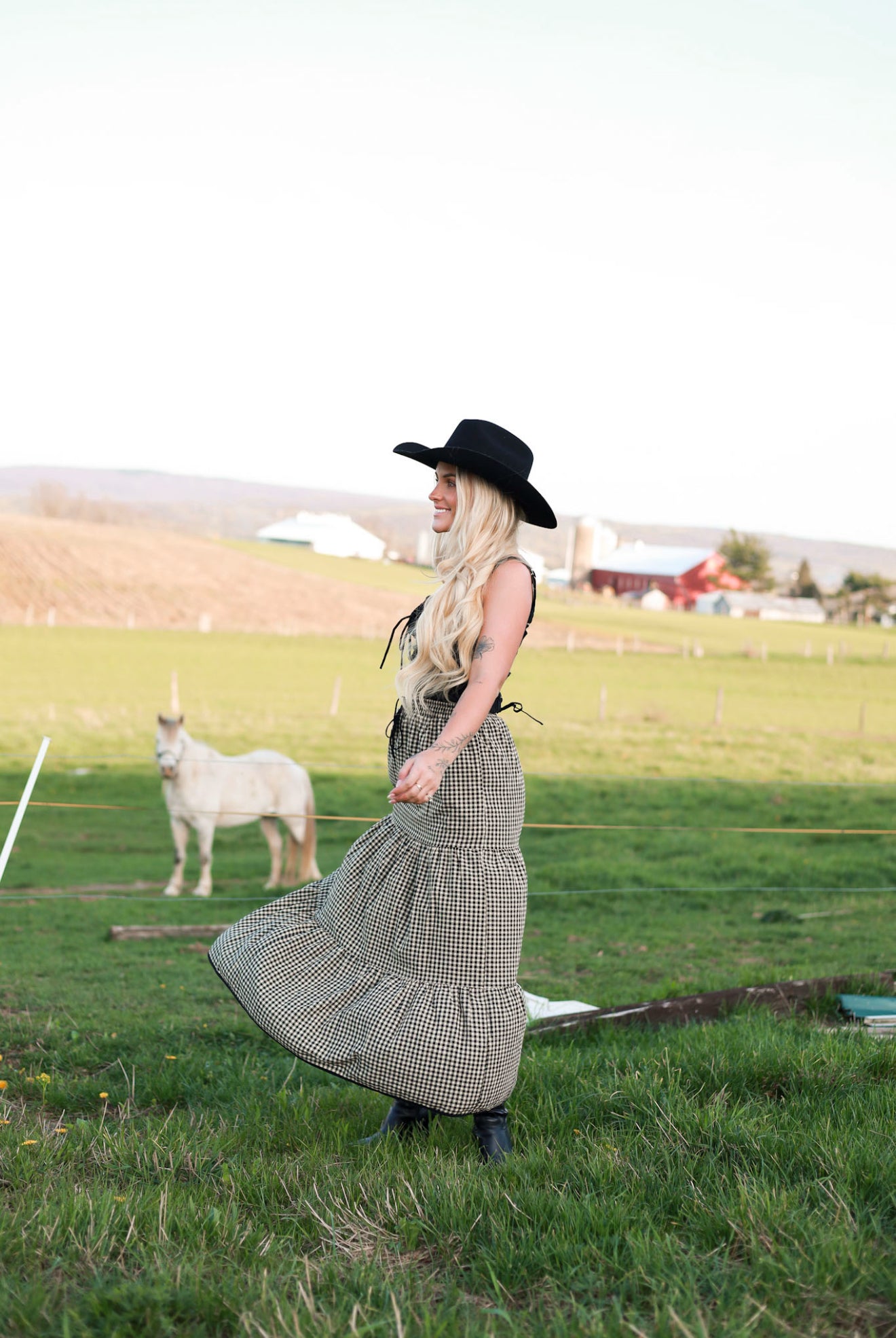 Cottage Hearth Skirt - Gingham