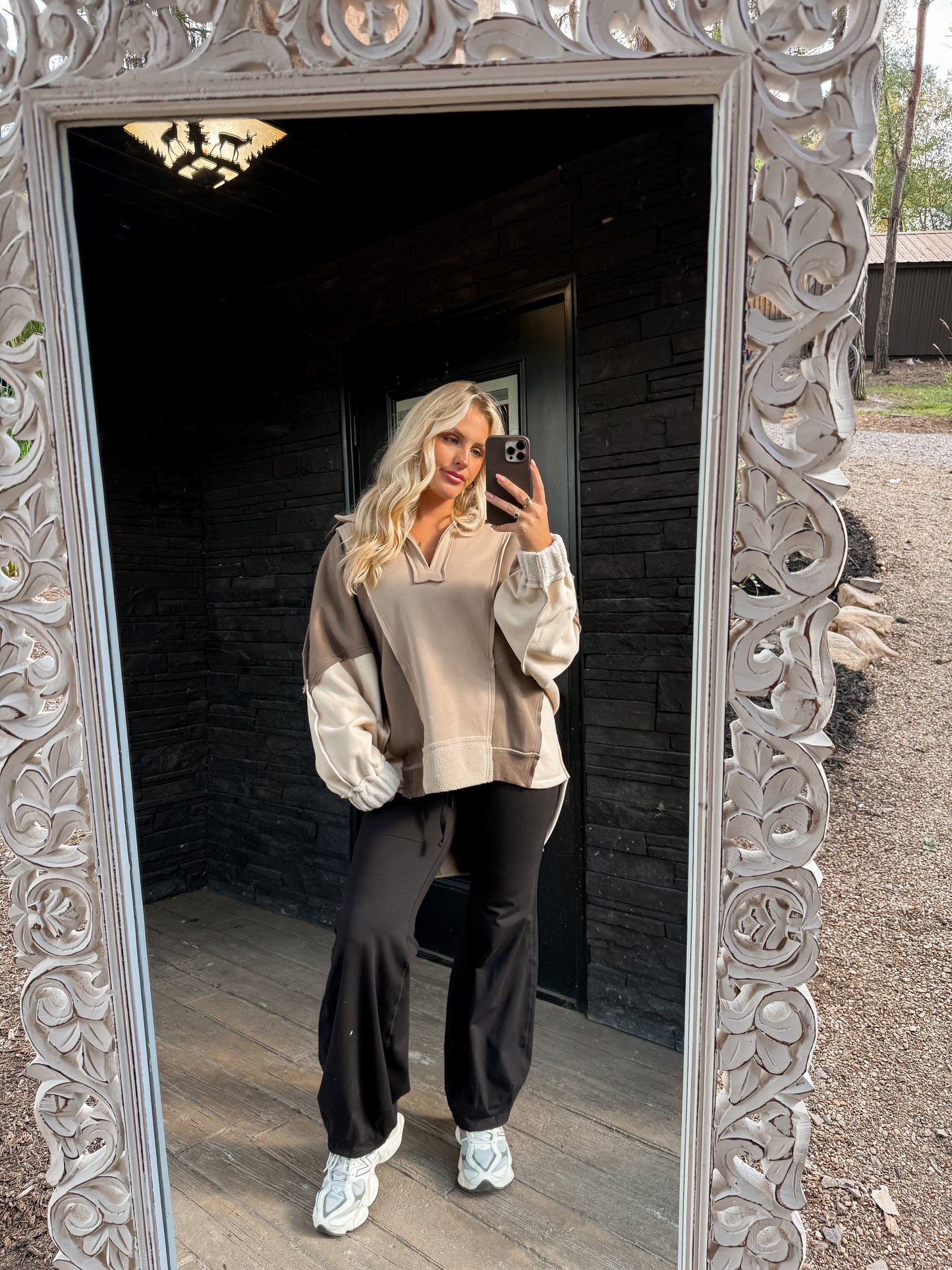 Backroad Sweatshirt - Brown Sugar