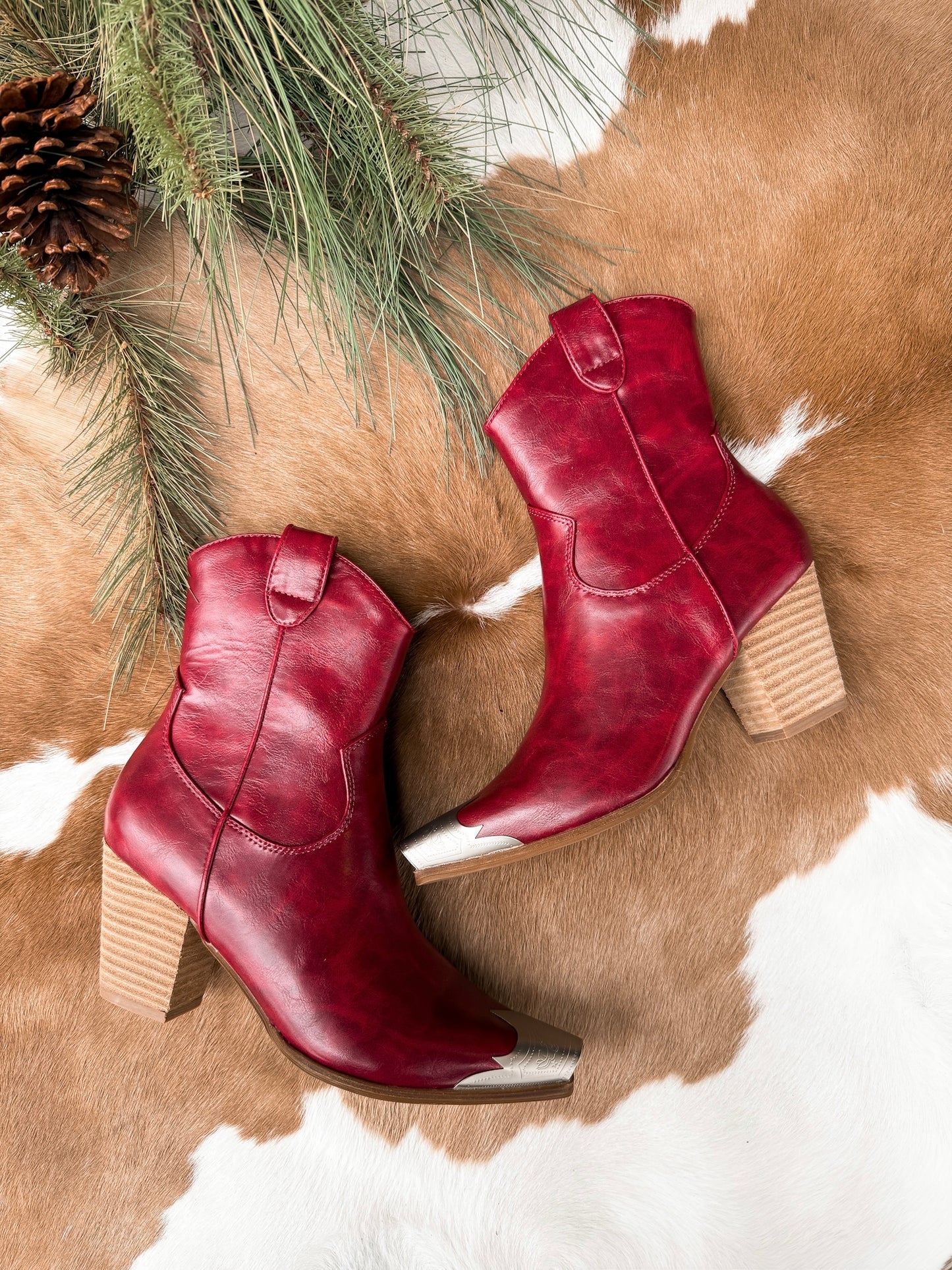 Alpine Boot - Cherry