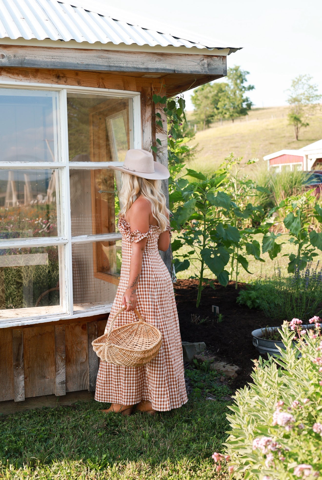 ★マロンエディション★24 Summer_ Cream Flower Maxi MAXI DRESSES – shopivorybuck