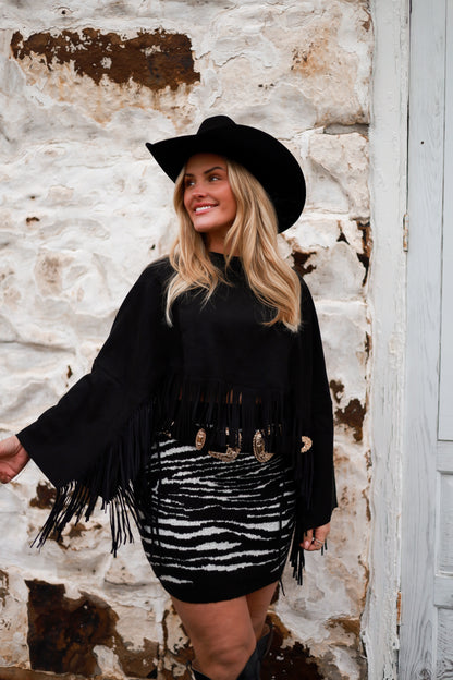 Frontier Fringe Cape - Black