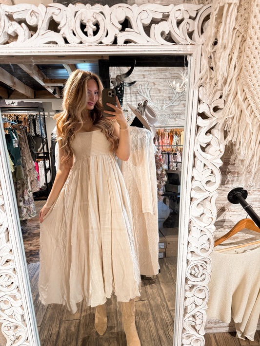 MAXI DRESSES Ivory Buck Boutique MAXI DRESSES Ivory Buck Boutique