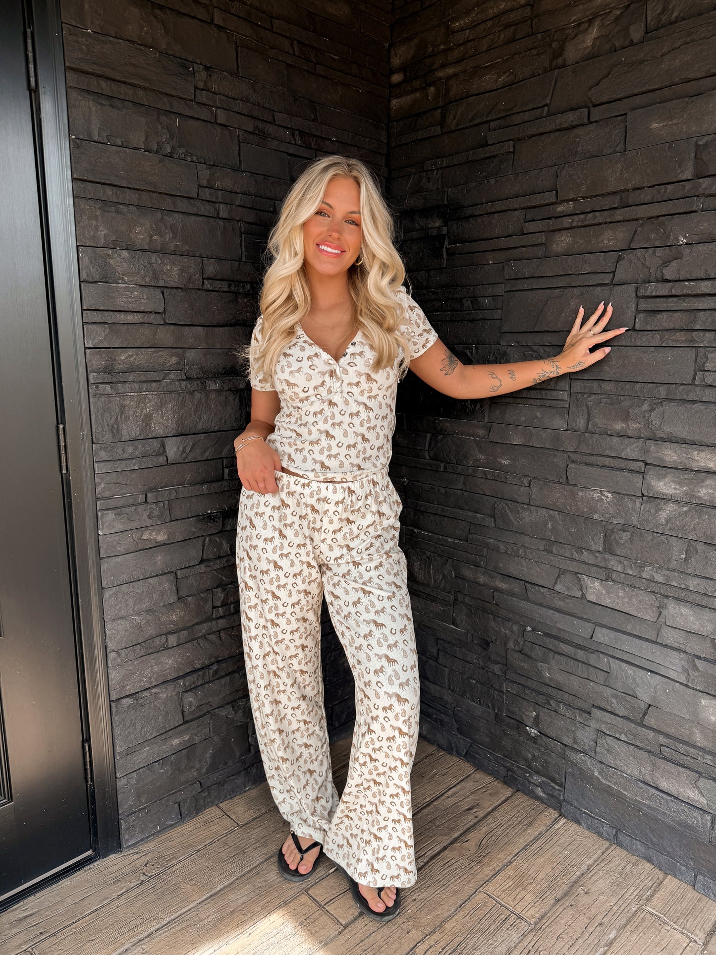 Wild Horses Paisley Set - Cream