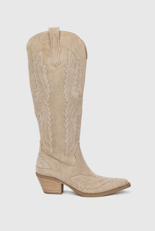 Fawnwood Boots - Cream
