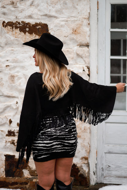 Frontier Fringe Cape - Black