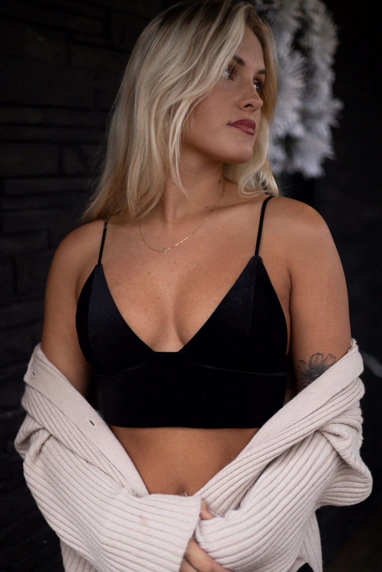 Velvet Dream Bralette - Black