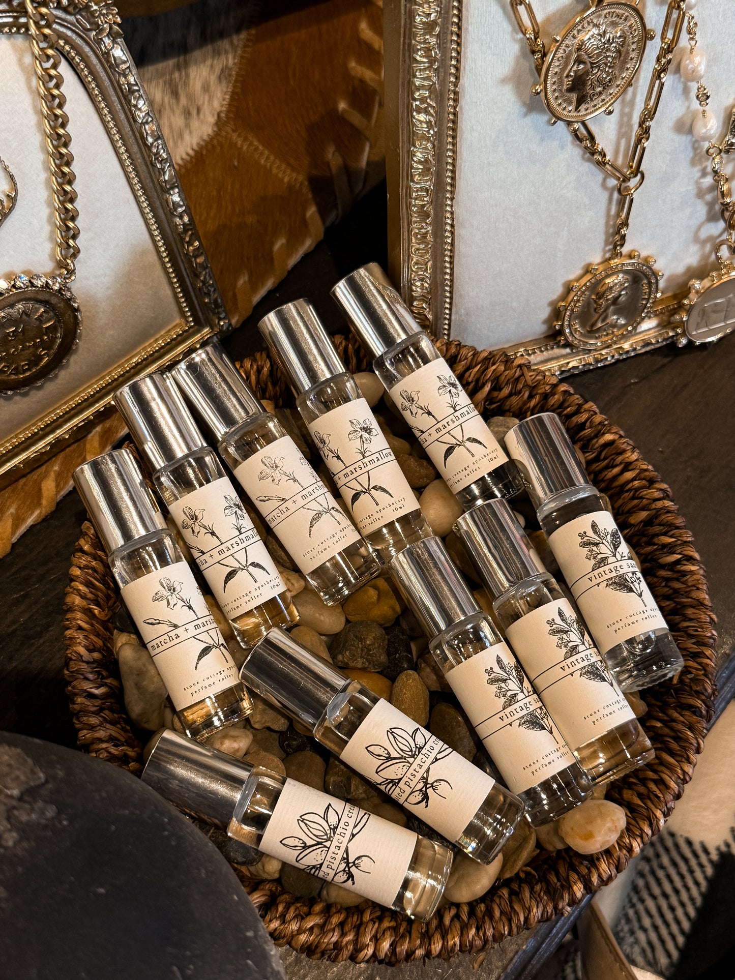 Toasted Pistachio Cream Perfume Roll On