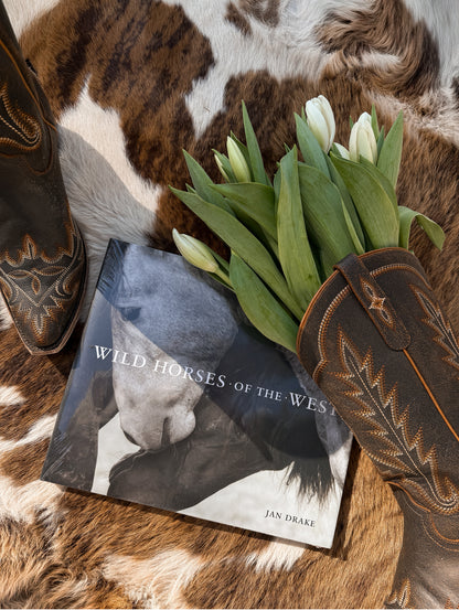 Wild Horses of the West: Coffee Table Book