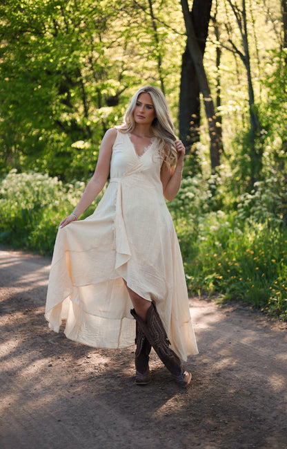 Sunset Prairie Maxi Dress - Cream