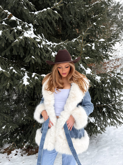 Arctic Boulevard Coat