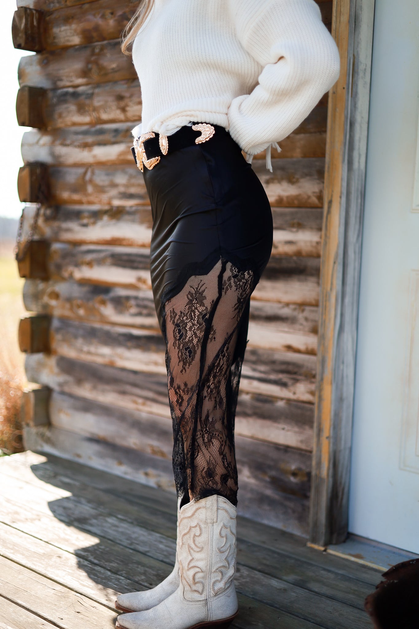 Evermore Lace Skirt - Black