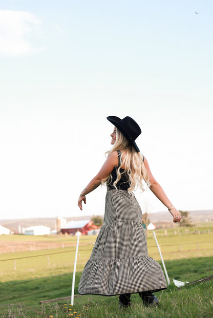 Cottage Hearth Skirt - Gingham