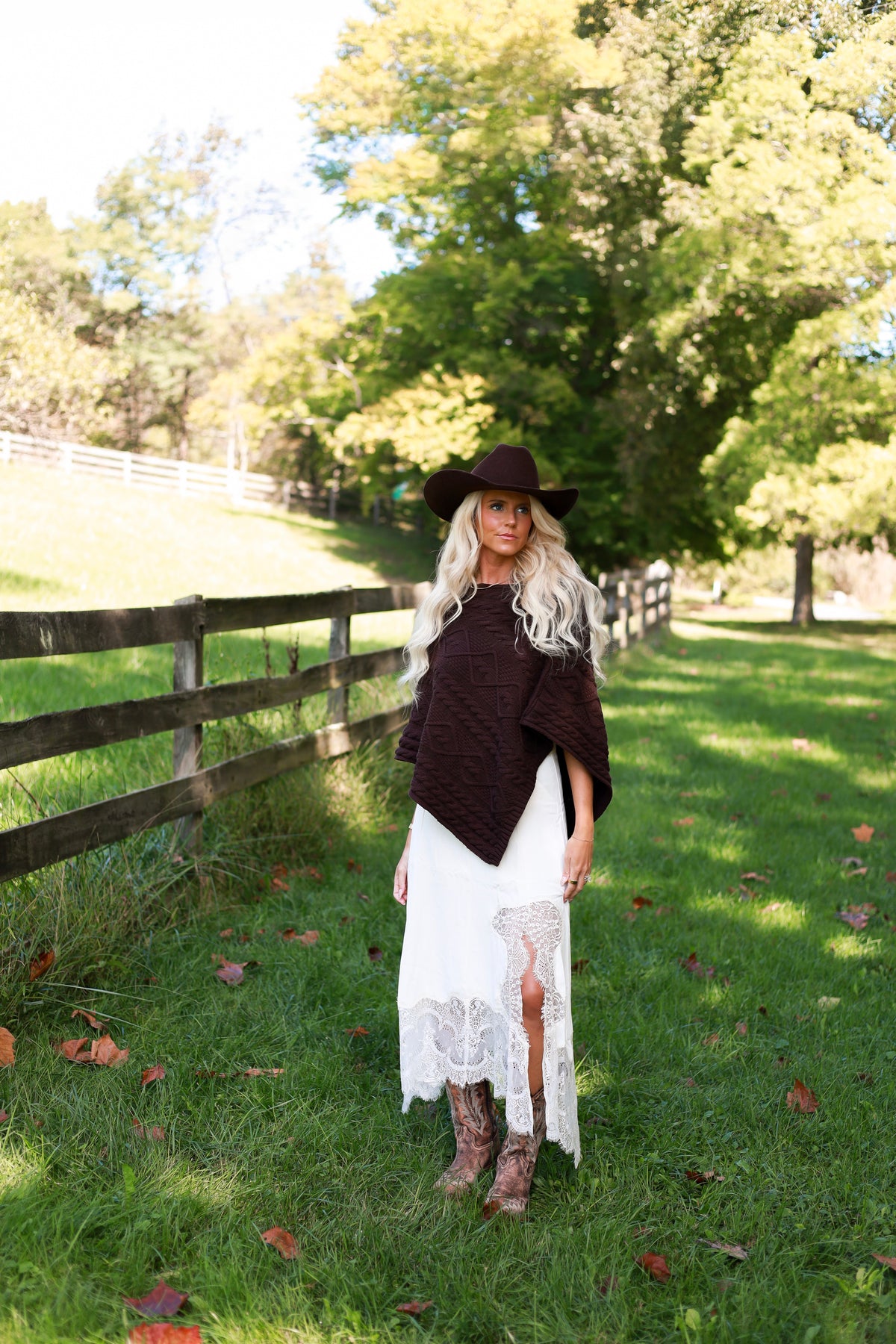 Fernwood Poncho - Brown