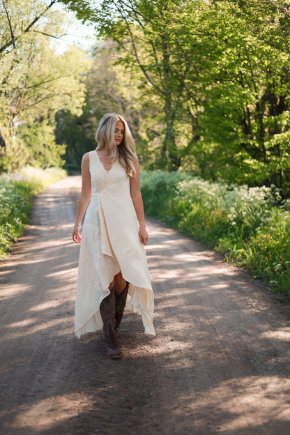 Sunset Prairie Maxi Dress - Cream