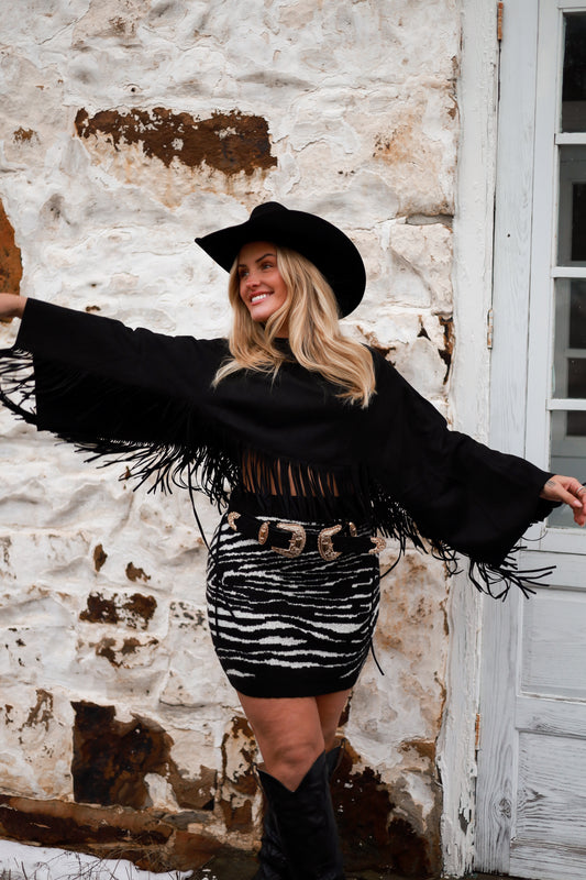 Frontier Fringe Cape - Black