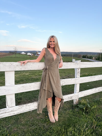 Sunset Prairie Maxi Dress - Olive