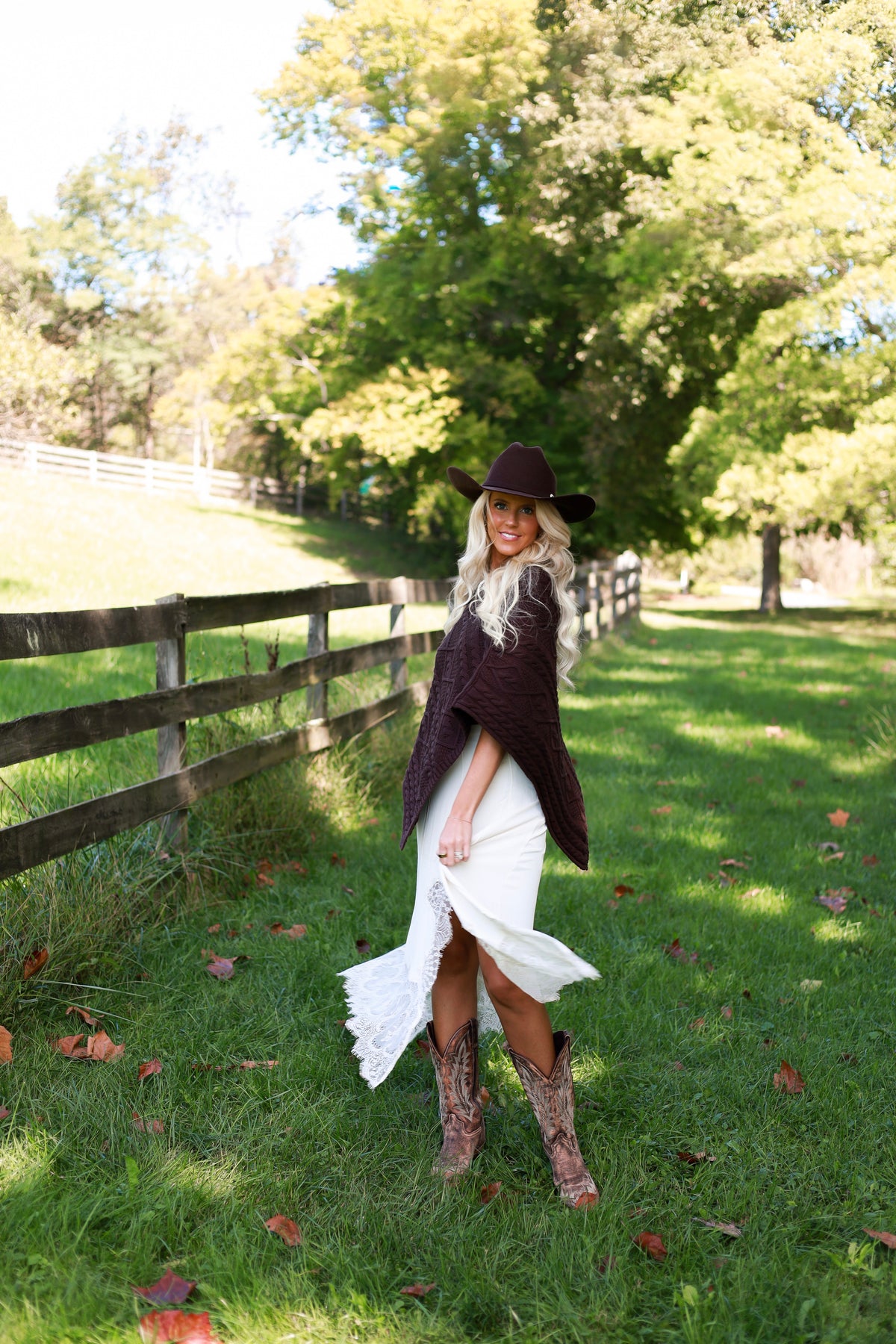 Fernwood Poncho - Brown