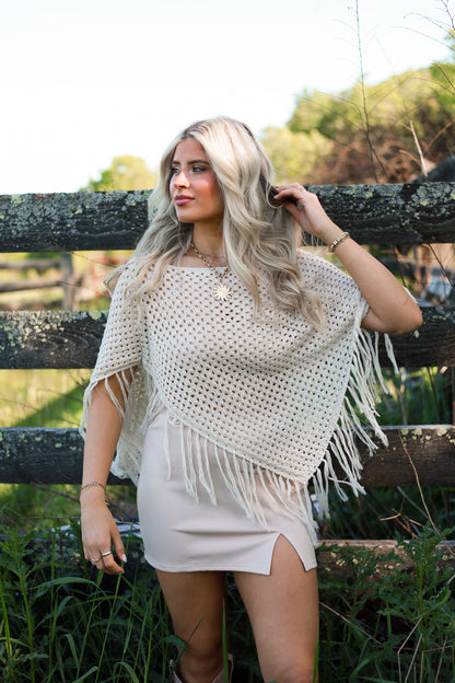 Cream Breeze Fringe Poncho