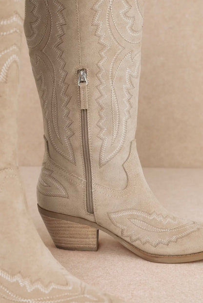 Fawnwood Boots - Cream