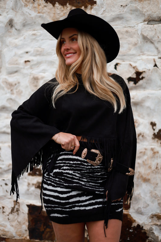 Frontier Fringe Cape - Black