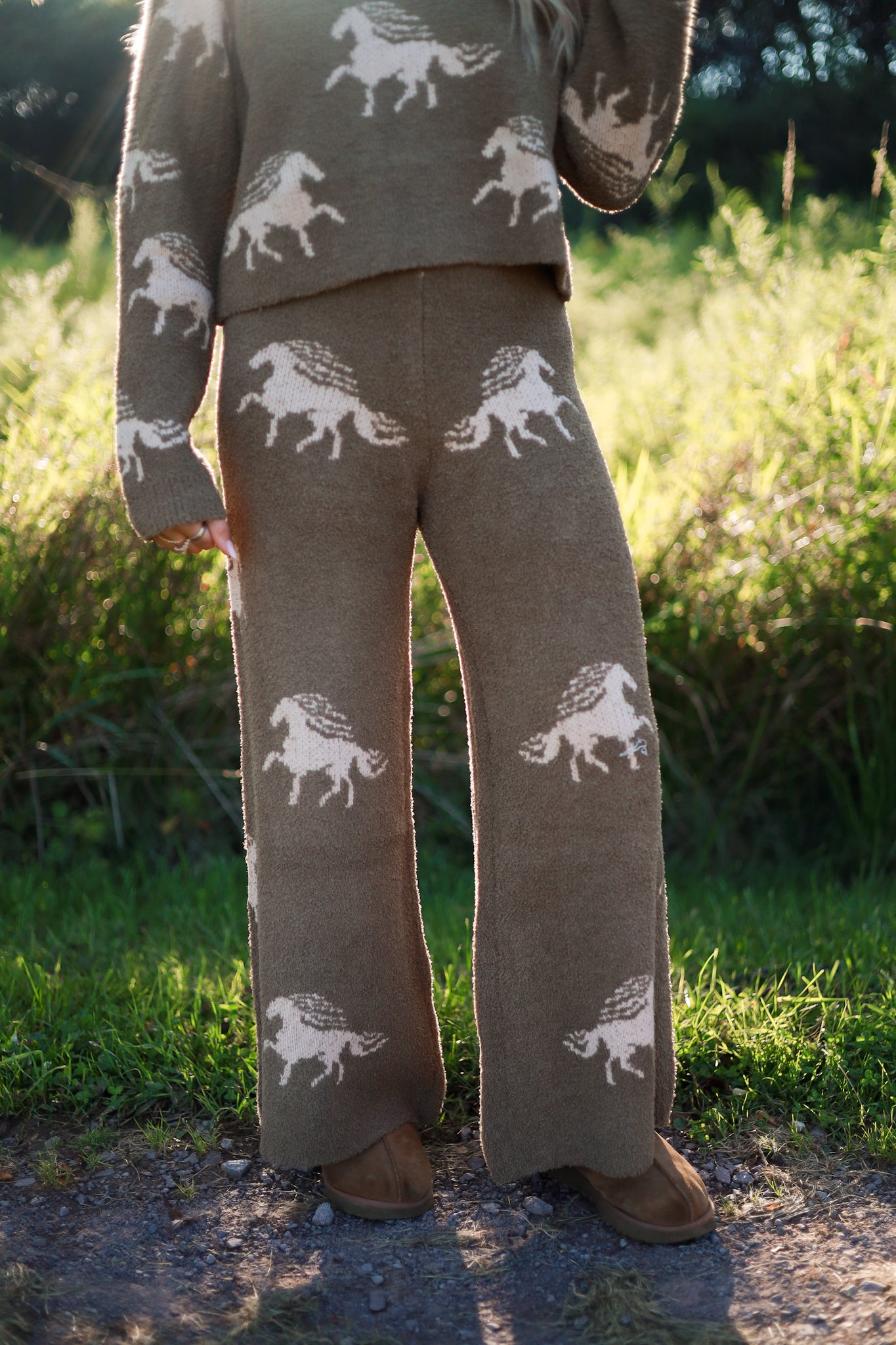 Wild Horses Lounge Set