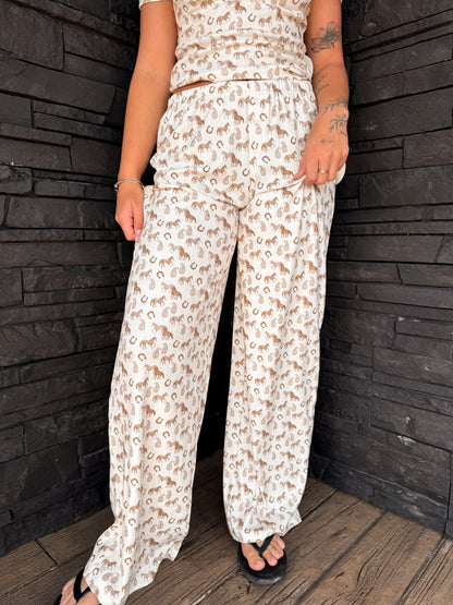 Wild Horses Paisley Set - Cream