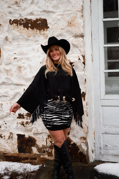 Frontier Fringe Cape - Black