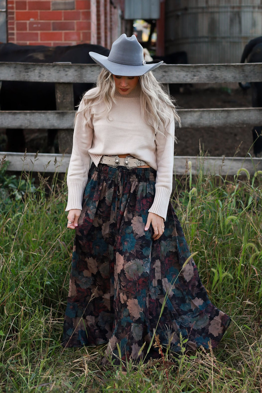 Poetry In Petals Skirt - Black