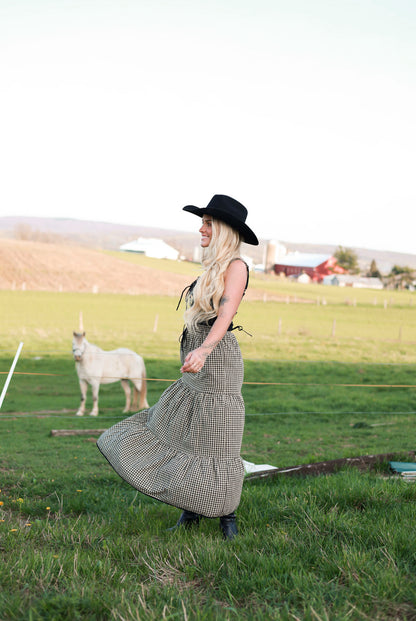 Cottage Hearth Skirt - Gingham