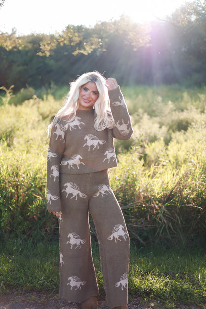 Wild Horses Lounge Set