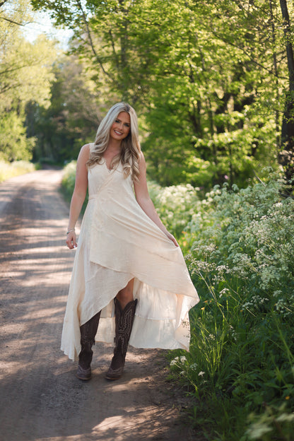 Sunset Prairie Maxi Dress - Cream