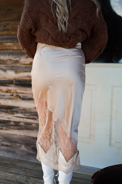 Evermore Lace Skirt - Champagne
