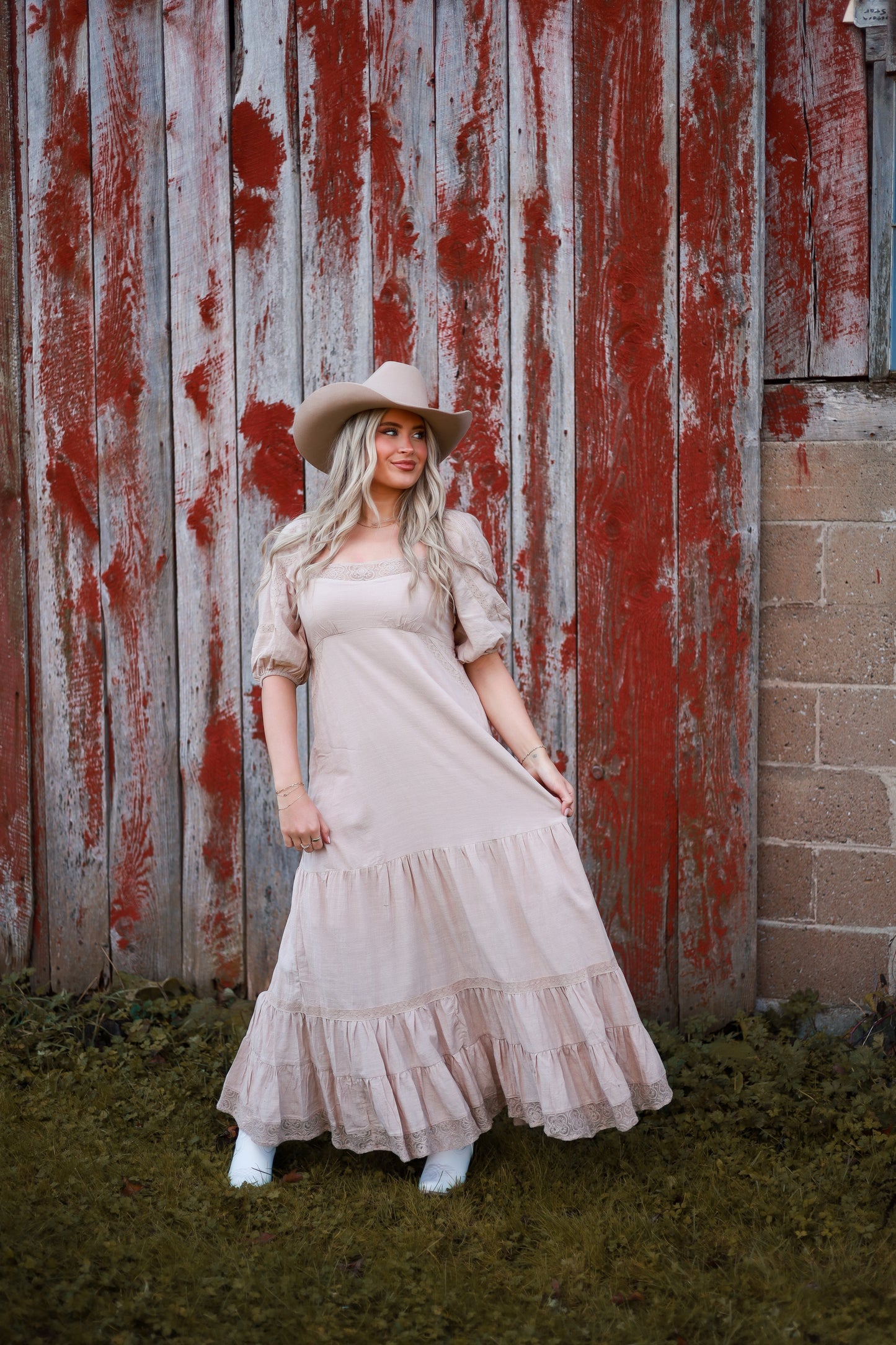 Soft Petal Lace Maxi Dress - Cream