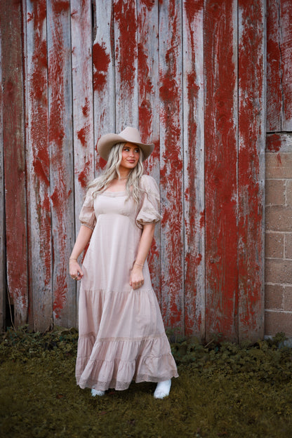 Soft Petal Lace Maxi Dress - Cream