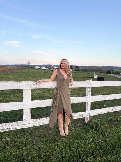 Sunset Prairie Maxi Dress - Olive