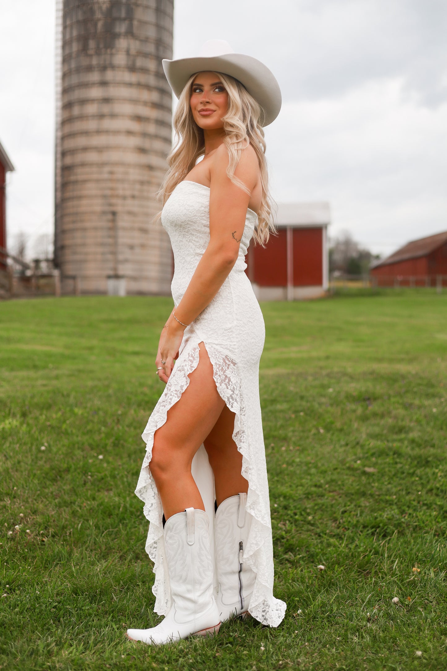 Montana Lace Maxi Dress
