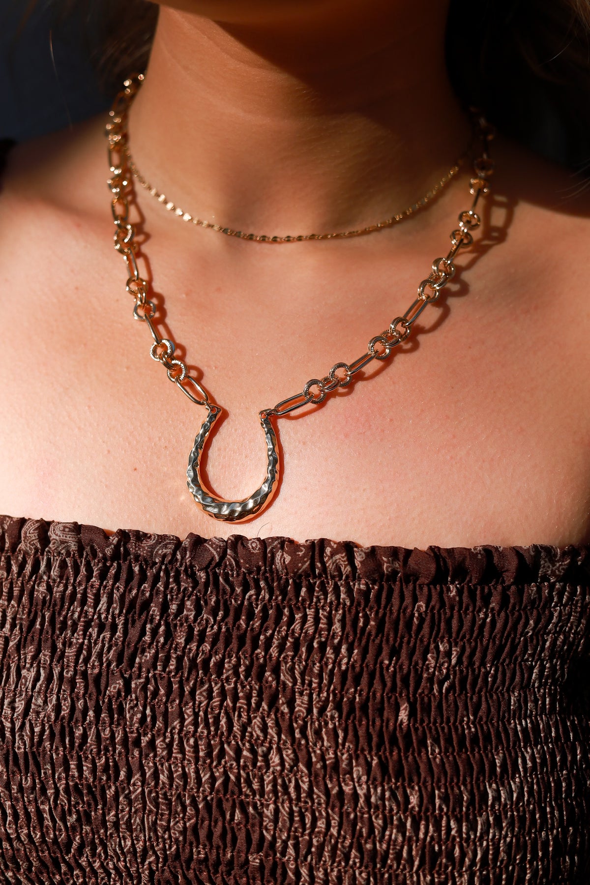 Hammered Horseshoe Necklace - Gold