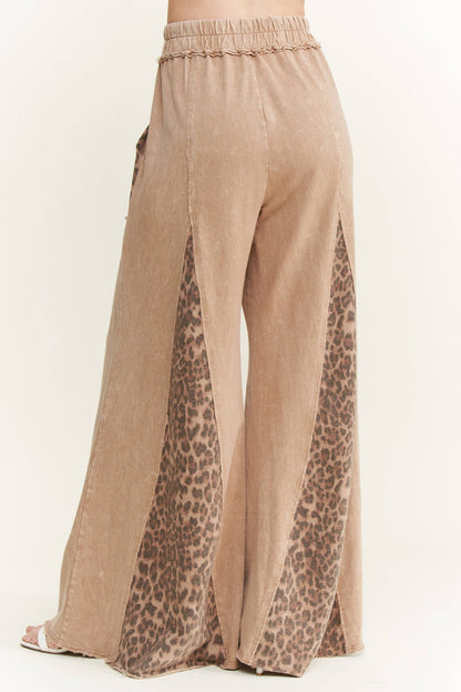 Mineral Leopard Flare Pants - Tan