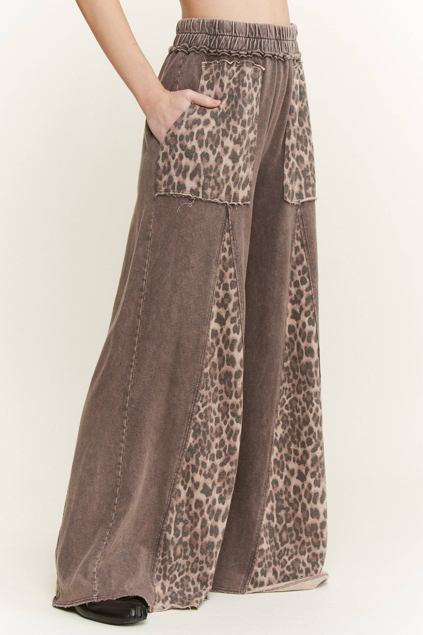 Mineral Leopard Flare Pants - Toasted Oak