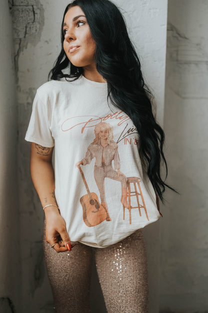 Vintage Dolly Live Graphic T-Shirt